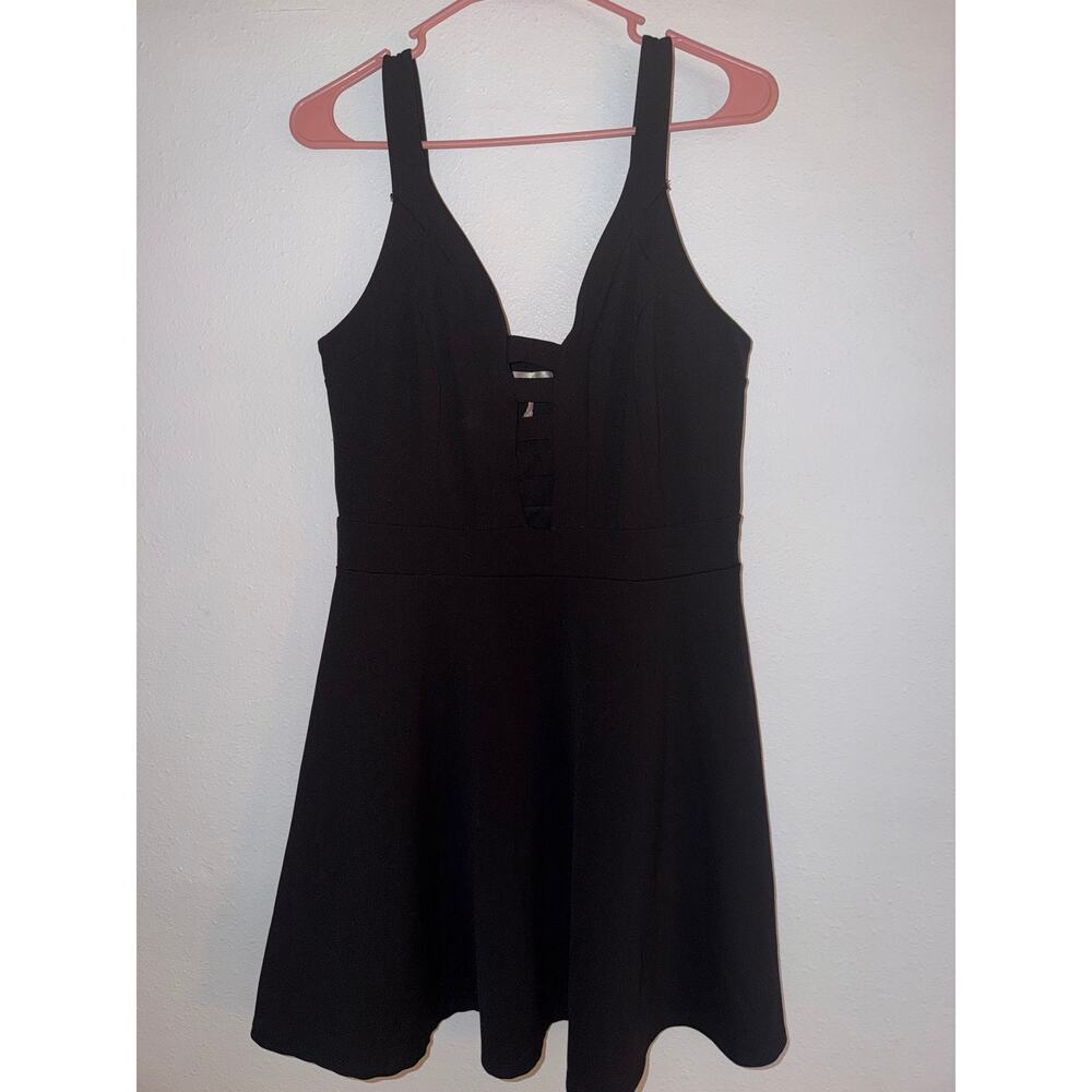 Women's Black Cutout Strappy Mini Dress A Line Skater Fit Sleeveless Size Large